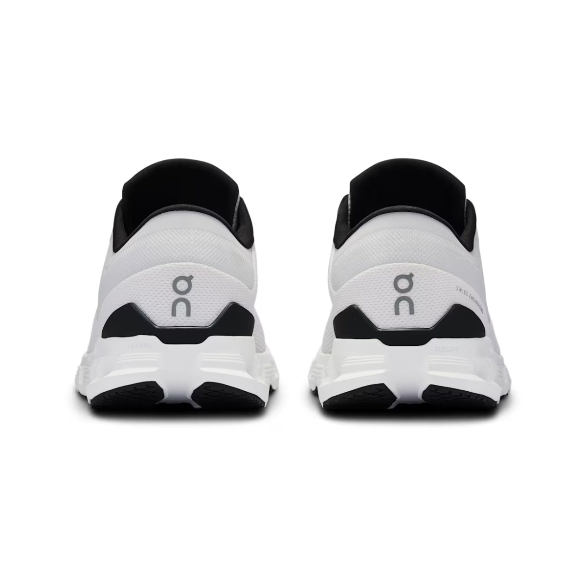 Cloud X 4 'Ivory Black'